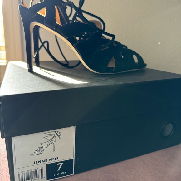 Banana Republic Jenne suede heel - Picture 2 of 7